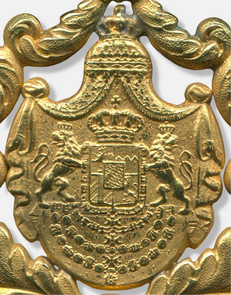 Bayerischer Kammerherrenschlüssel - Zentrum der Reide mit dem bayerischen Staatswappen